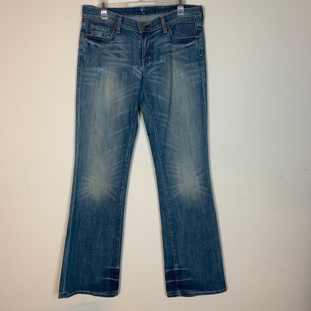Citizens of Humanity- Med Wash Flare Leg Jeans s31